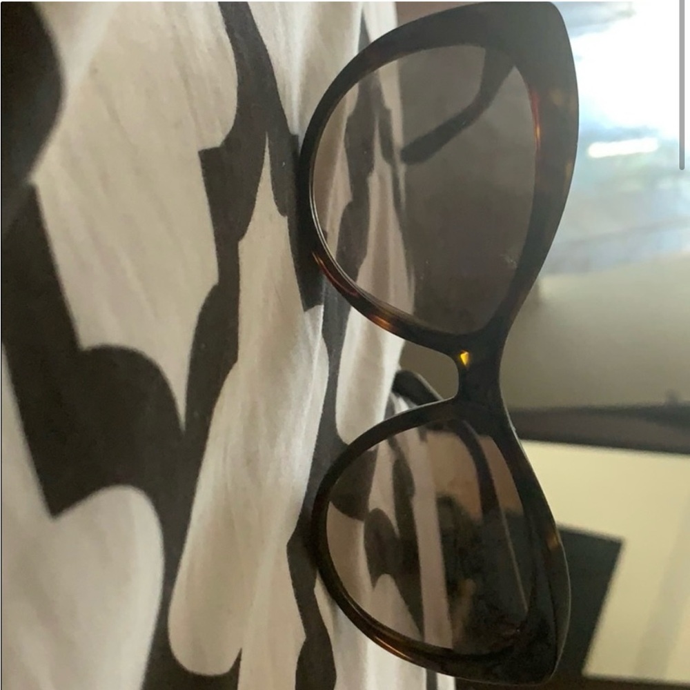 Gorgeous Tory Burch Brown Cat-Eye Sunglasses - gently used! - Picture 2 of 6
